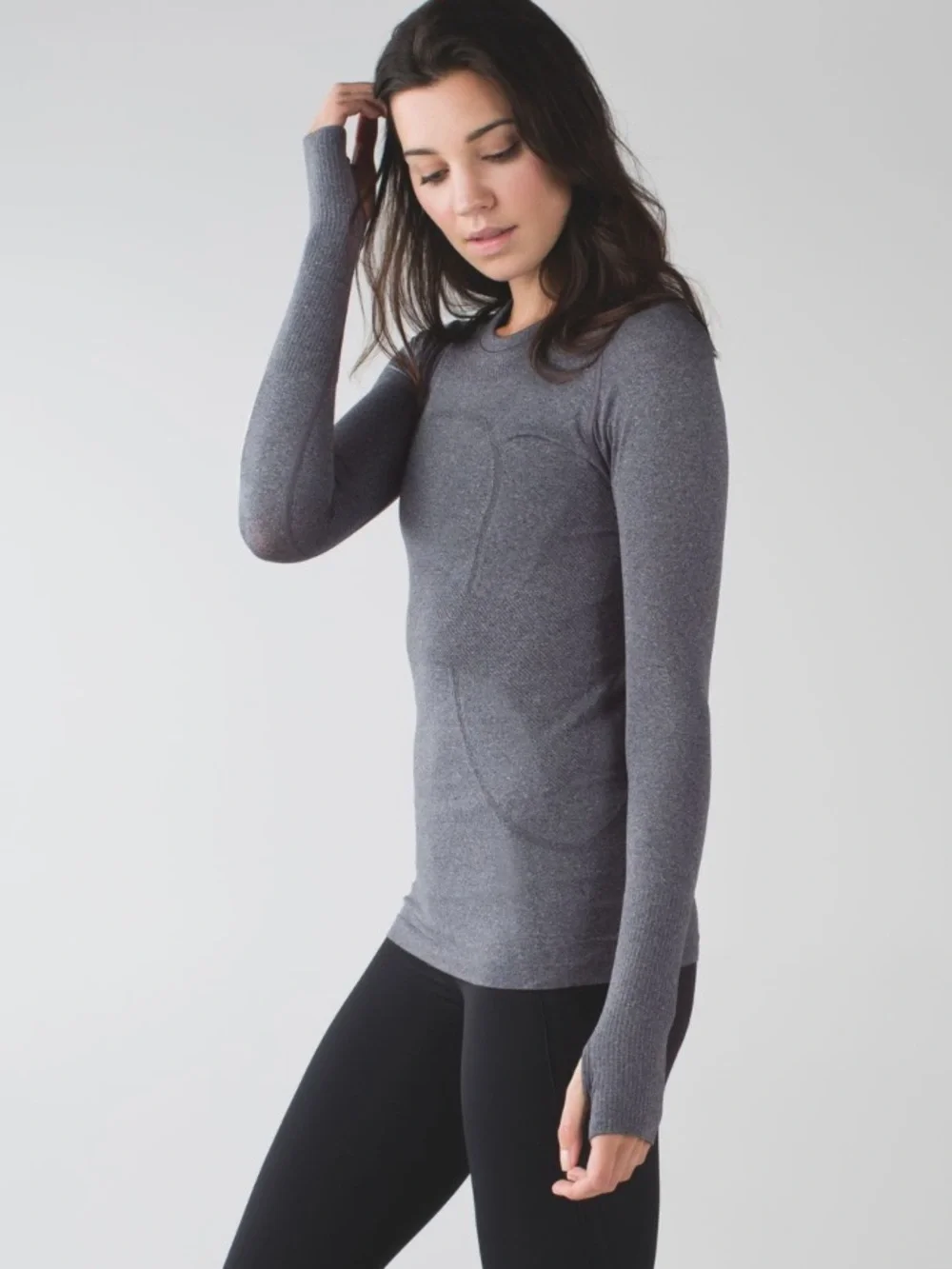 Lululemon Swiftly Tech Long-Sleeve Shirt Waist Length in Heathered Black Size 8
